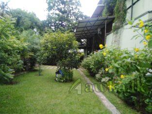Luxury house for sale in Ward Place, Colombo 7