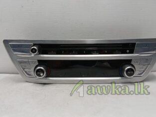 BMW G12 7 SERIES 2015 AC CONTROL PANEL