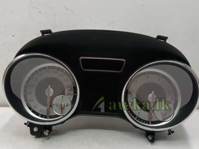 MERCEDES BENZ W156 GLA250 2014 SPEEDOMETER